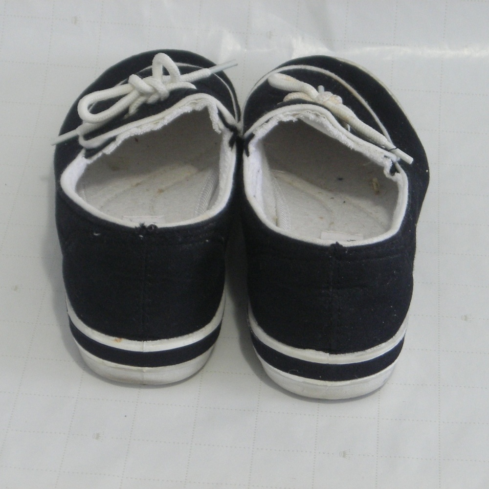 Step Abouts Women's Black Slip On Sneakers Shoes S - Picture 5 of 8